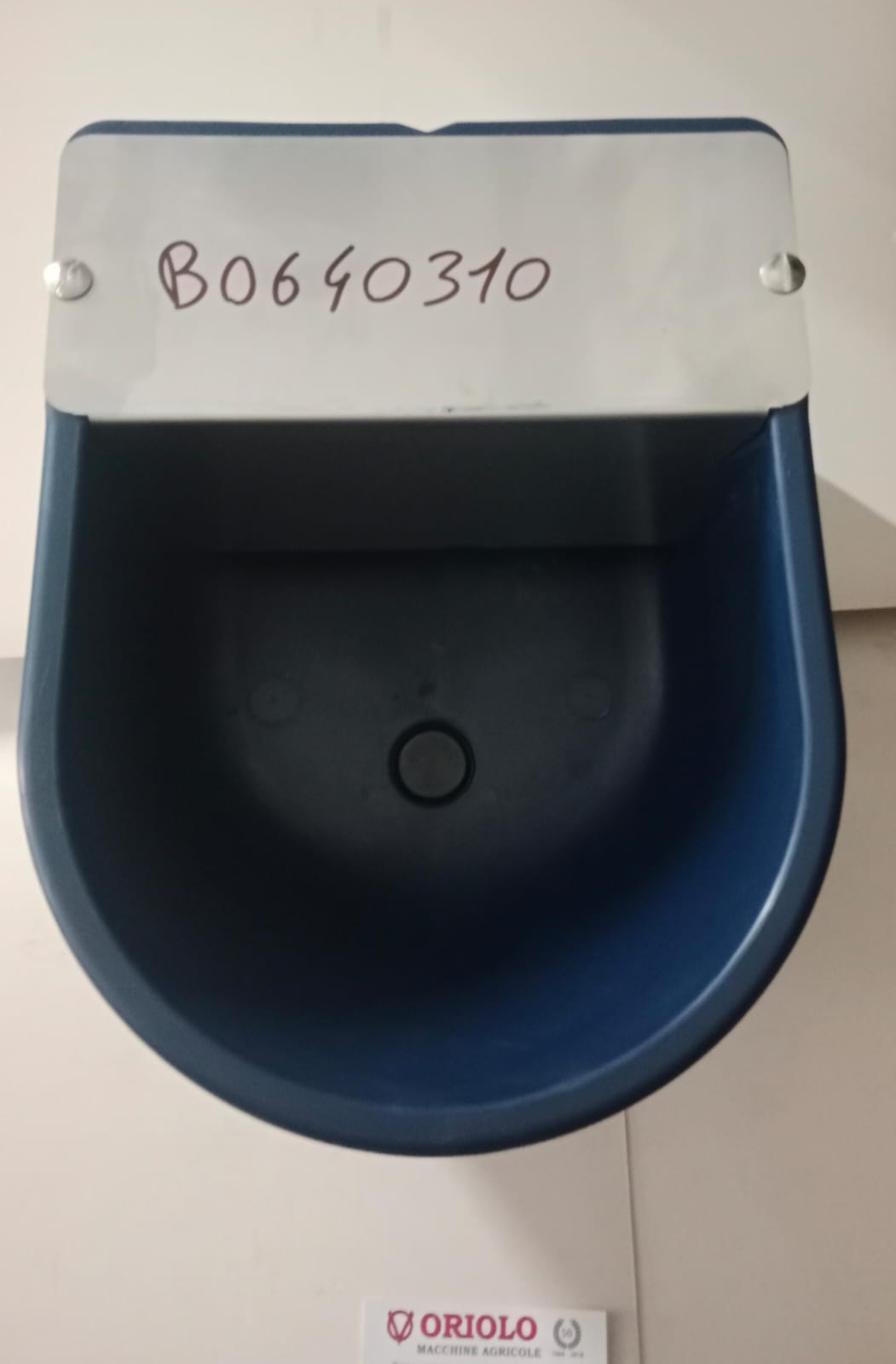 ABBEVERATOIO PLASTICA 6LT LIV. COSTANTE A MURO